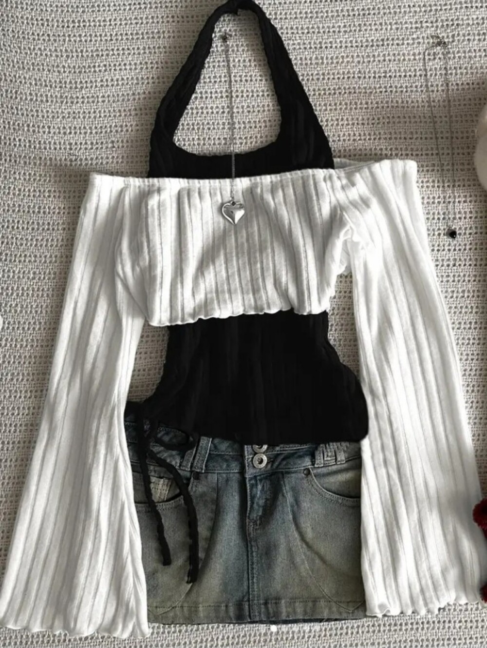Fashion Casual Women's Color Block Halter Neck Solid Top Two-Piece Set